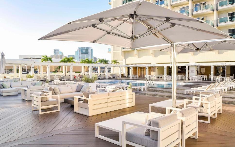 Ala Moana Hotel _ Ocean View With Balcony Χονολουλού Εξωτερικό φωτογραφία
